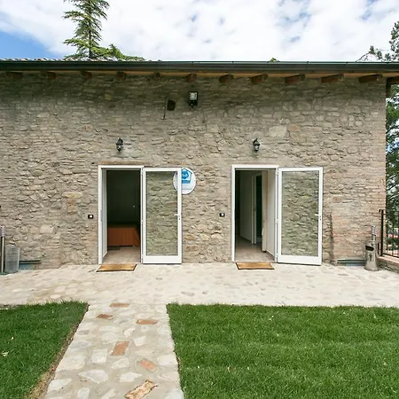 Guest house Castello Di - & Breakfast