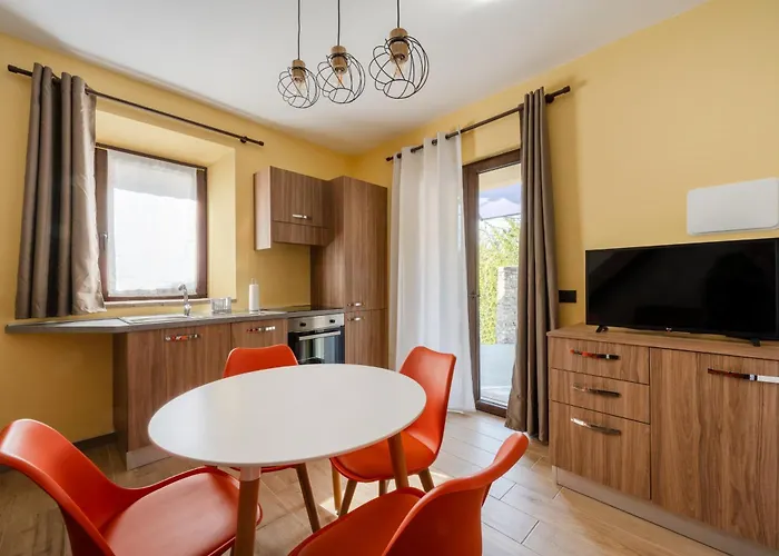 Castello Di - & Breakfast 4*