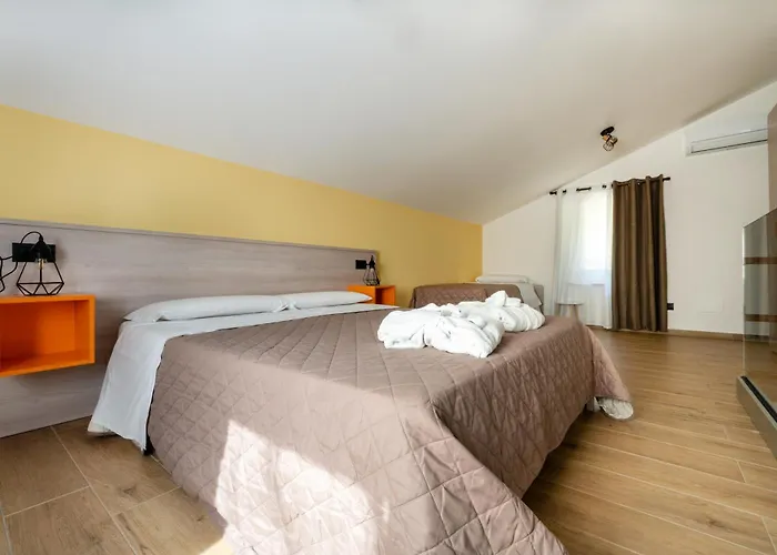 Castello Di - & Breakfast