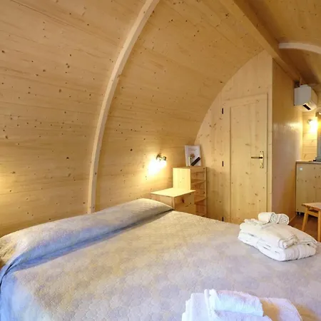 Konukevi Castello Di - & Breakfast Marano sul Panaro