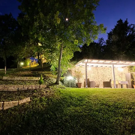 Penzion Castello Di - & Breakfast Marano sul Panaro