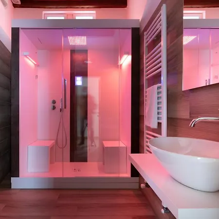 Konukevi Castello Di - & Breakfast Marano sul Panaro