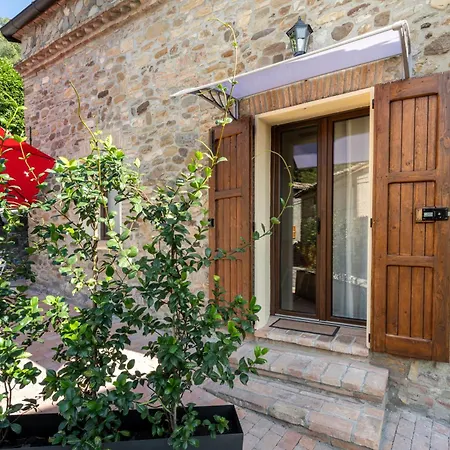 Konukevi Castello Di - & Breakfast 4*