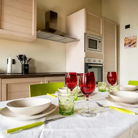 Konukevi Castello Di - & Breakfast 4*