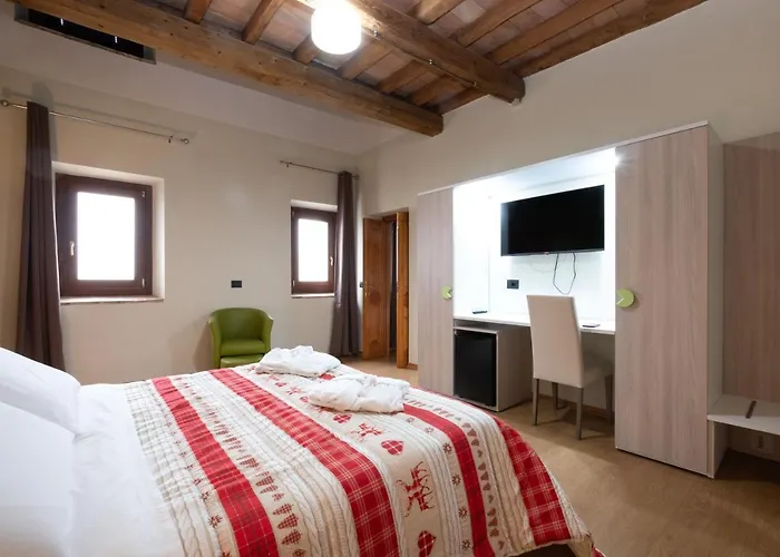 Castello Di - & Breakfast