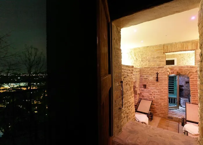 Castello Di - & Breakfast Гостевой дом